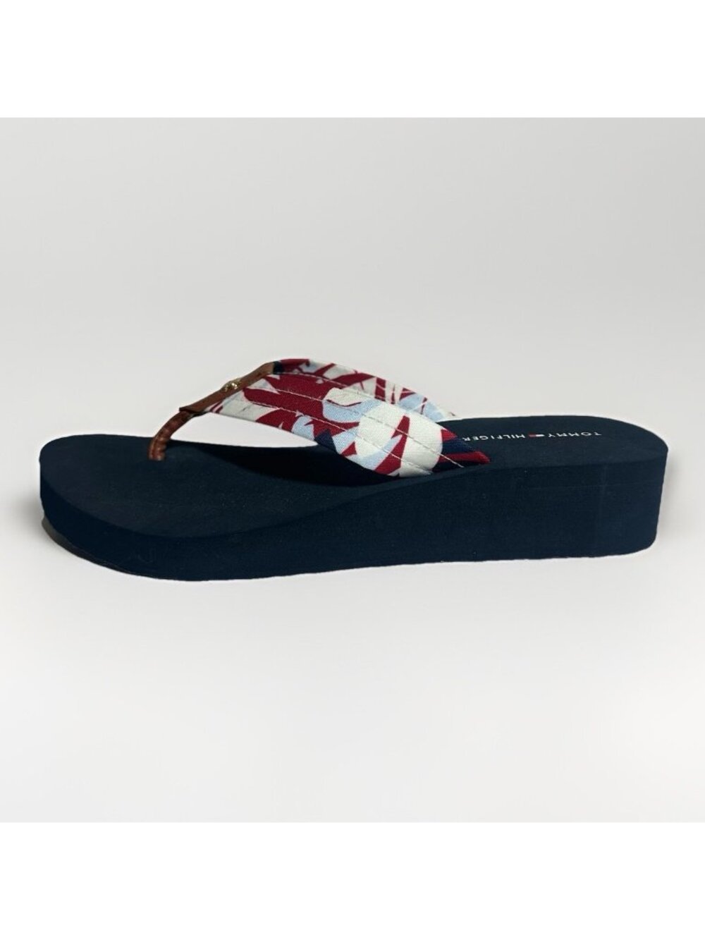 New Tommy Hilfiger Flip Flops Women’s 7 Navy Blue With Floral Print Wedge Heel